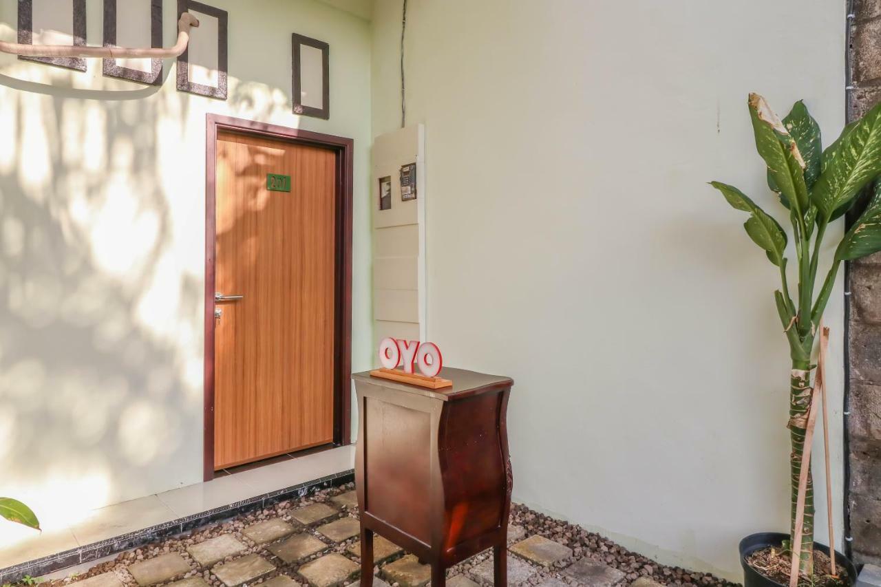 Oyo 1445 Jimbaran 12 Residence מראה חיצוני תמונה